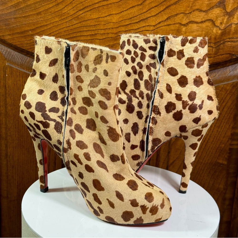 Christian Louboutin Miss Clichy Leopard Print Platform Ankle Booties Sz 38